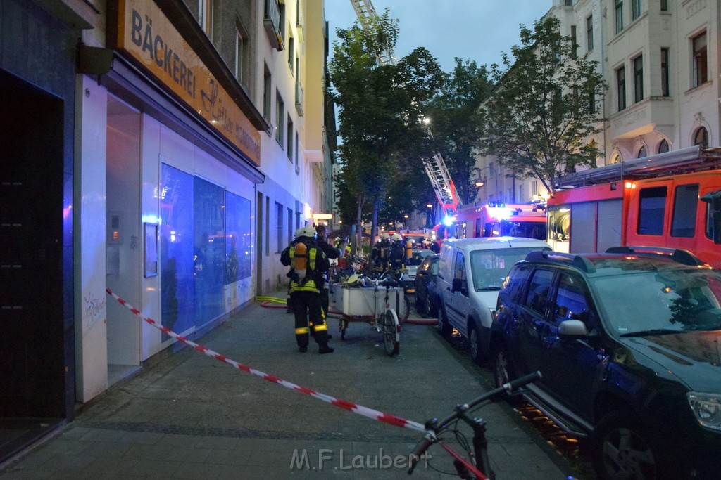 Feuer 2 Y Koeln Neustadt Sued Darmstaedterstr P070.JPG - Miklos Laubert